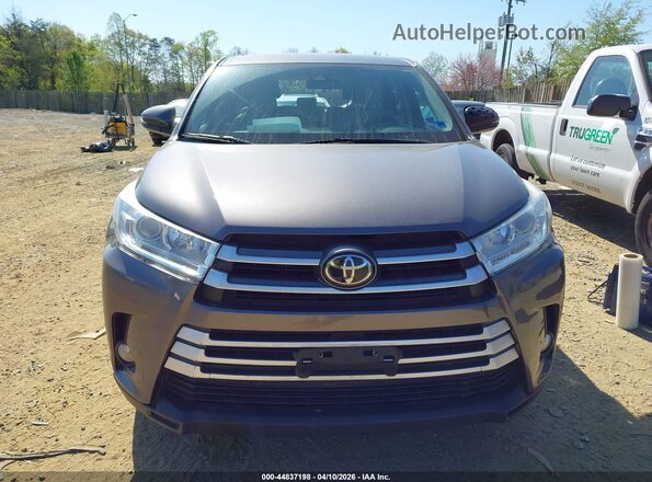 5TDBZRFH3HS475845 2017 TOYOTA LE Gray Instrument cluster view