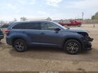 2018 Toyota Highlander Le Синий vin: 5TDBZRFH3JS907369