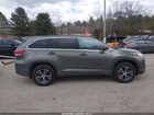 2018 Toyota Highlander Le Green vin: 5TDBZRFH9JS879867