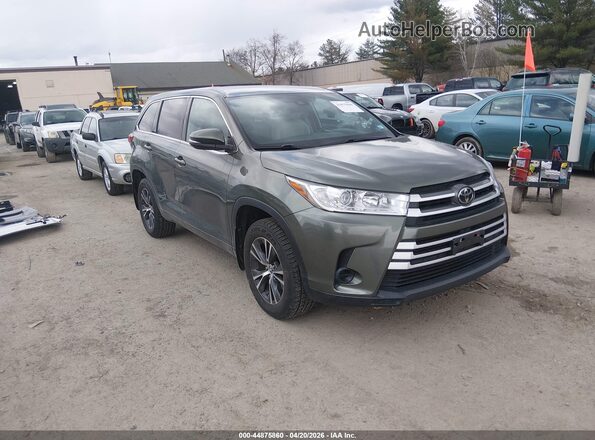 5TDBZRFH9JS879867 2018 TOYOTA LE Green წინა მარჯვენა