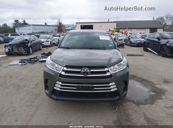 5TDBZRFH9JS879867 2018 TOYOTA LE Green უკანა სალონის ხედი