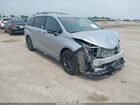 2025 Toyota Sienna Xse Silver vin: 5TDCSKFC9SS165081