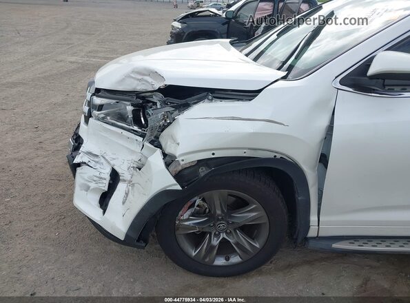 5TDDZRFH6JS900019 2018 TOYOTA LIMITED White 