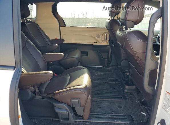 5TDESKFC0RS127192 2024 TOYOTA SIENNA Белый Вид задней части салона