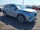 2021 Toyota Highlander Platinum Light Blue vin: 5TDFZRBH0MS068857