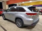 2017 Toyota Highlander Silver vin: 5TDJZRFH2HS418564