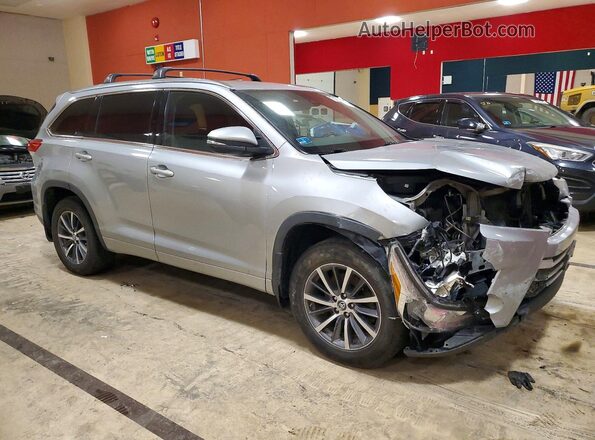 5TDJZRFH2HS418564 2017 TOYOTA HIGHLANDER Silver Առջևի աջ