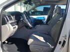 2018 Toyota Highlander Xle White vin: 5TDJZRFH2JS539181