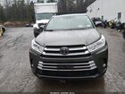 2018 Toyota Highlander Xle Green vin: 5TDJZRFH2JS871086