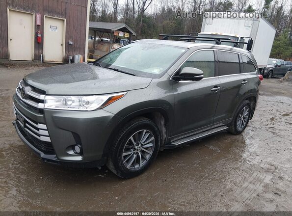 5TDJZRFH2JS871086 2018 TOYOTA LE Green წინა მარცხენა ხედი სამი მეოთხედიდან