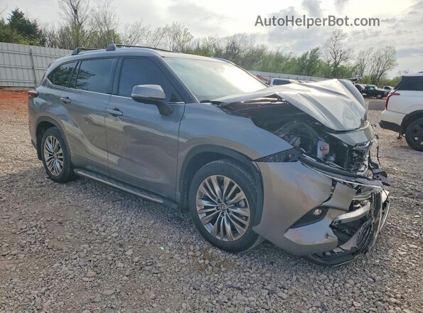 5TDKDRBH0SS583254 2025 TOYOTA HIGHLANDER Серебряный Передняя правая четверть