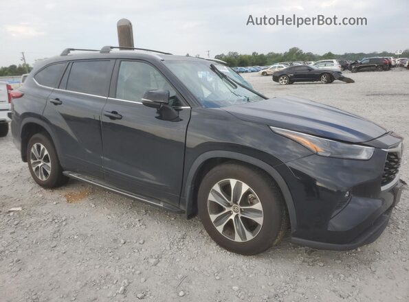 5TDKDRBH4PS015032 2023 TOYOTA HIGHLANDER Black Przód prawy