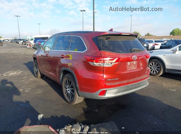 5TDKZRFH2JS548001 2018 TOYOTA HIGHLANDER Бордовый Задняя левая четверть