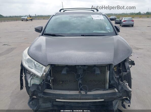 5TDKZRFH6JS271370 2018 TOYOTA LE Серый Вид щитка приборов