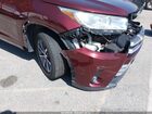 2018 Toyota Highlander Xle Burgundy vin: 5TDKZRFH7JS285035