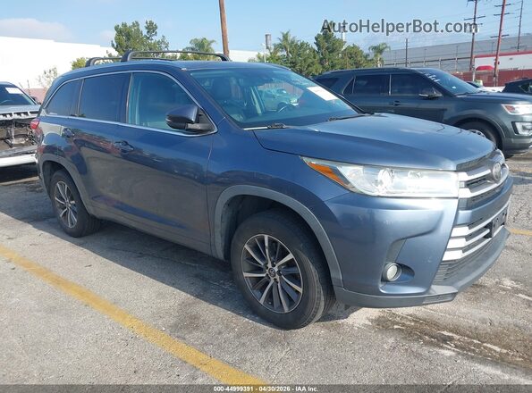 5TDKZRFH8JS285237 2018 TOYOTA LE Blue Передня права чверть