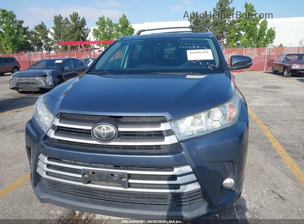 5TDKZRFH8JS285237 2018 TOYOTA LE Blue Вид спереду