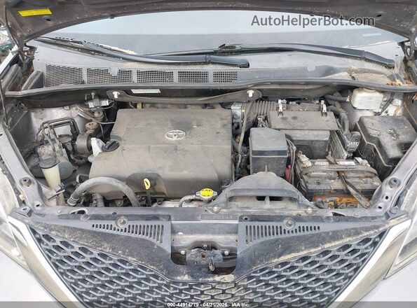 5TDXK3DC1GS736662 2016 TOYOTA SIENNA Серый Вид сзади