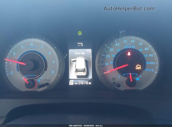 5TDXK3DC3GS710175 2016 TOYOTA SIENNA Серый Вид задних сидений