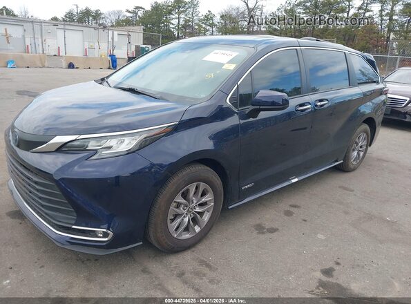 5TDYRKEC8MS059470 2021 TOYOTA LE Blue წინა მარცხენა ხედი სამი მეოთხედიდან