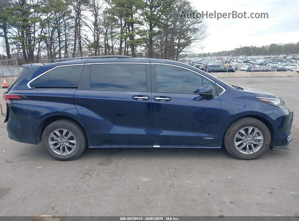 5TDYRKEC8MS059470 2021 TOYOTA LE Blue უკანა სალონის ხედი