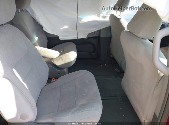 5TDZK3DC5GS733904 2016 TOYOTA SIENNA Бордовый Вид наклейки с VIN-кодом