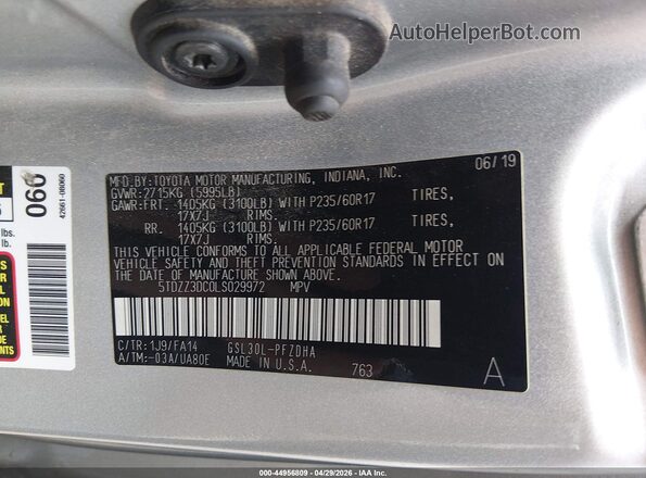 5TDZZ3DC0LS029972 2020 TOYOTA SIENNA Silver ძრავის განყოფილების ხედი