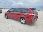 2018 Toyota Sienna L 7-passenger Red vin: 5TDZZ3DC5JS901978