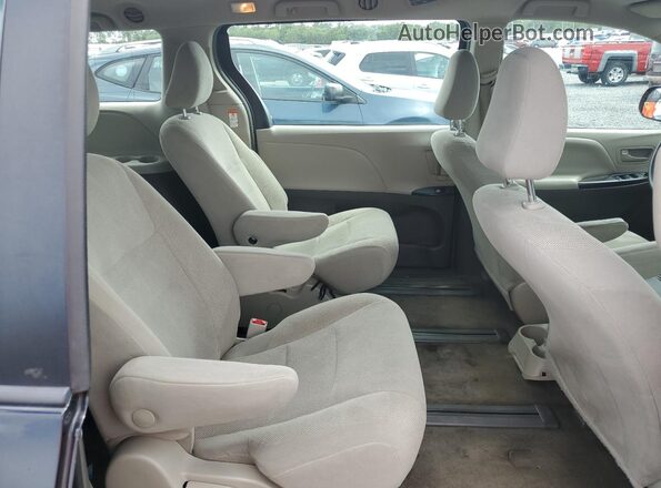5TDZZ3DC5JS928730 2018 TOYOTA SIENNA Черный Вид задней части салона