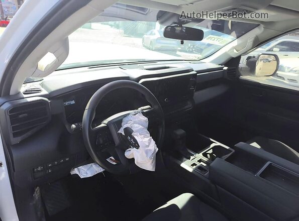 5TFKB5GD3RX002547 2024 TOYOTA TUNDRA White Vista interior delantera