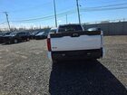 2024 Toyota Tundra Sr White vin: 5TFKB5GD3RX002547