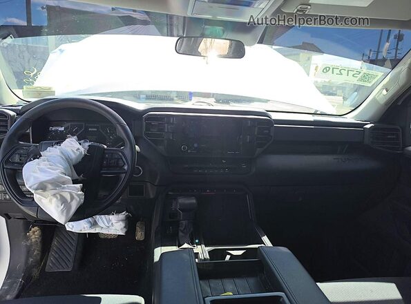 5TFKB5GD3RX002547 2024 TOYOTA TUNDRA White Vista del cuadro de instrumentos