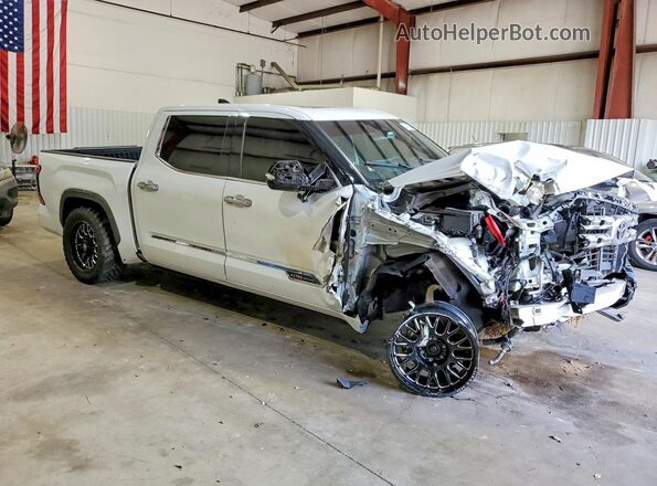 5TFMA5DB9NX040101 2022 TOYOTA TUNDRA White Delantero derecho
