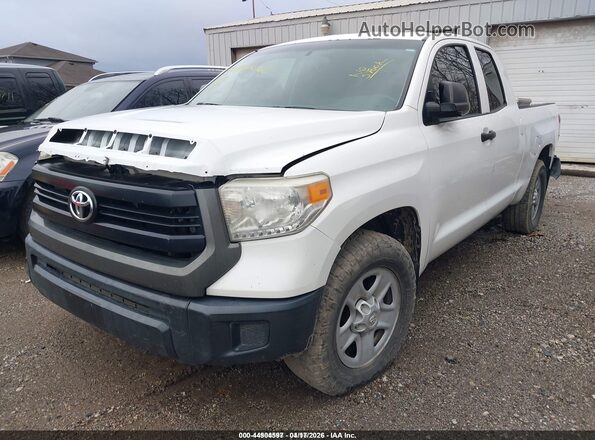 5TFUW5F13HX625184 2017 TOYOTA TUNDRA Белый Передняя левая четверть