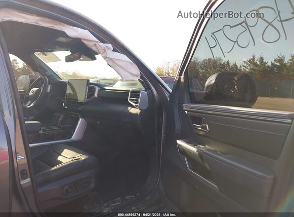 5TFWA5DB5SX273638 2025 TOYOTA TUNDRA Серый Вид салона спереди