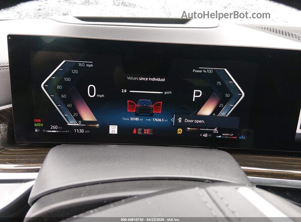 5UX23EM00R9V51026 2024 BMW X7 Black Widok tylnych siedzeń