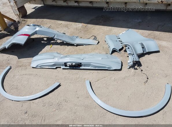 5UX23EM01P9N85182 2023 BMW X7 Gray Vista del salpicadero
