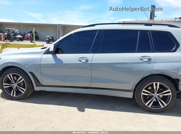 5UX23EM01P9N85182 2023 BMW X7 Gray Vista interior de 360 grados