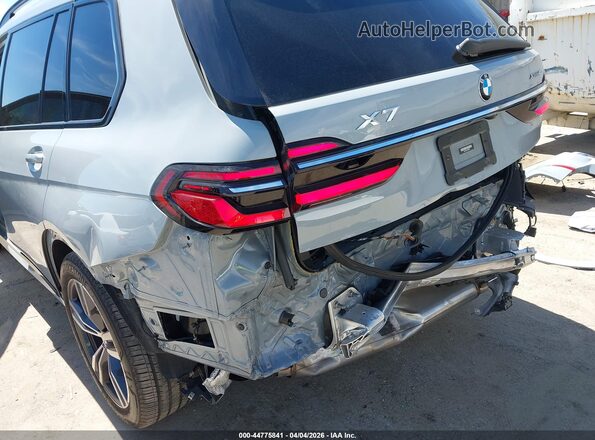 5UX23EM01P9N85182 2023 BMW X7 Gray Vista frontal
