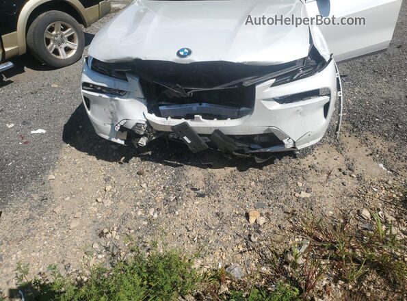 5UX23EM01P9P25098 2023 BMW X7 White Engine compartment view