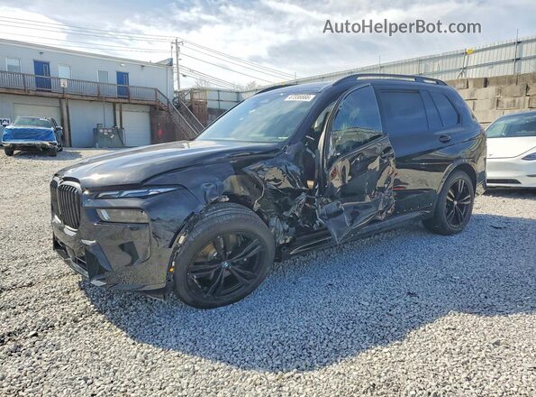 5UX23EM02T9025908 2026 BMW X7 Черный Передняя левая четверть
