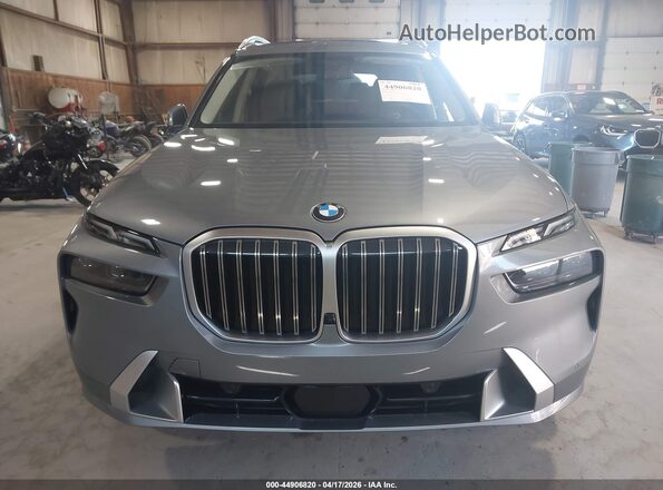 5UX23EM04S9Z58367 2025 BMW X7 Gray Widok zestawu wskaźników