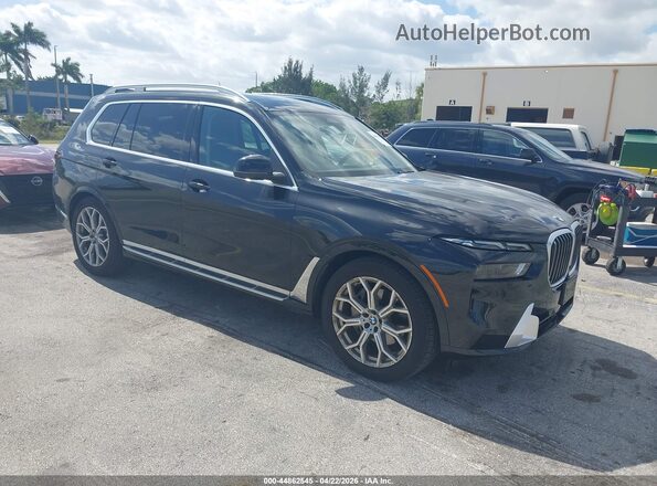 5UX23EM05S9Y27481 2025 BMW X7 Black Przód prawy