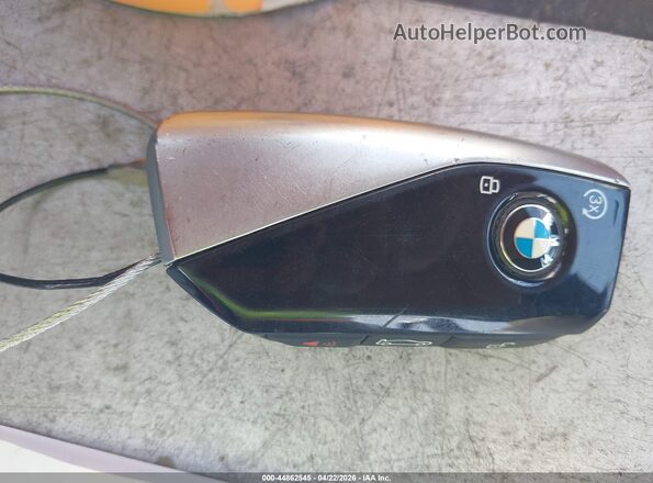 5UX23EM05S9Y27481 2025 BMW X7 Black Widok deski rozdzielczej