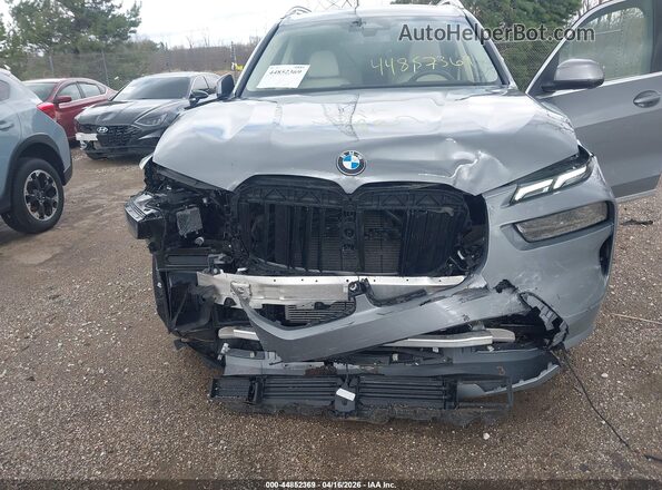 5UX23EM07P9S03835 2023 BMW X7 Gray Vista frontal