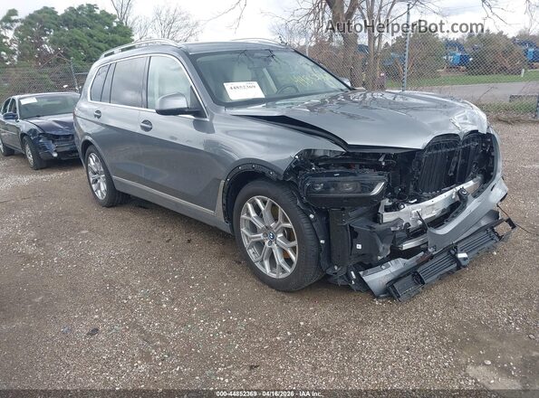 5UX23EM07P9S03835 2023 BMW X7 Gray Delantero derecho