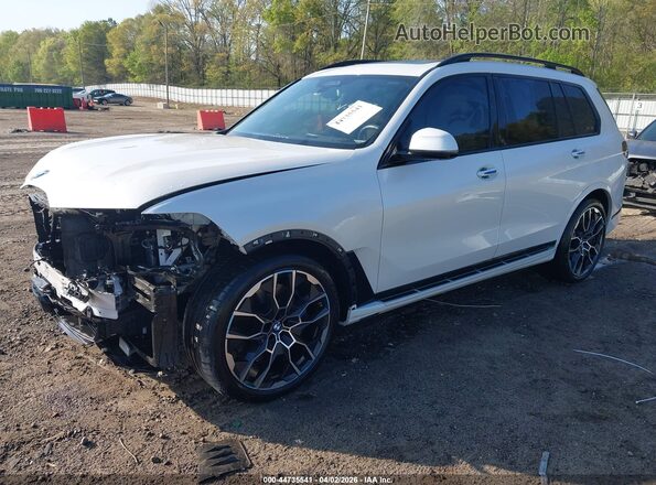 5UX23EM07S9W44955 2025 BMW X7 White Przód lewy