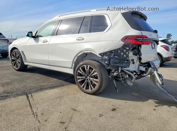 5UX23EM07T9160561 2026 BMW X7 White Trasero izquierdo