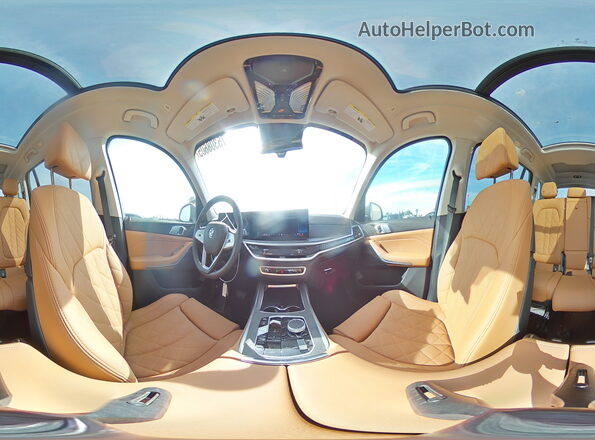 5UX23EM07T9160561 2026 BMW X7 White Vista interior de 360 grados