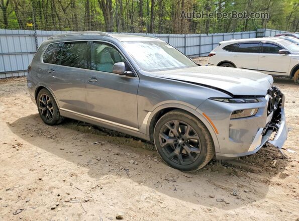 5UX23EM08S9Z90447 2025 BMW X7 Gray Przód prawy
